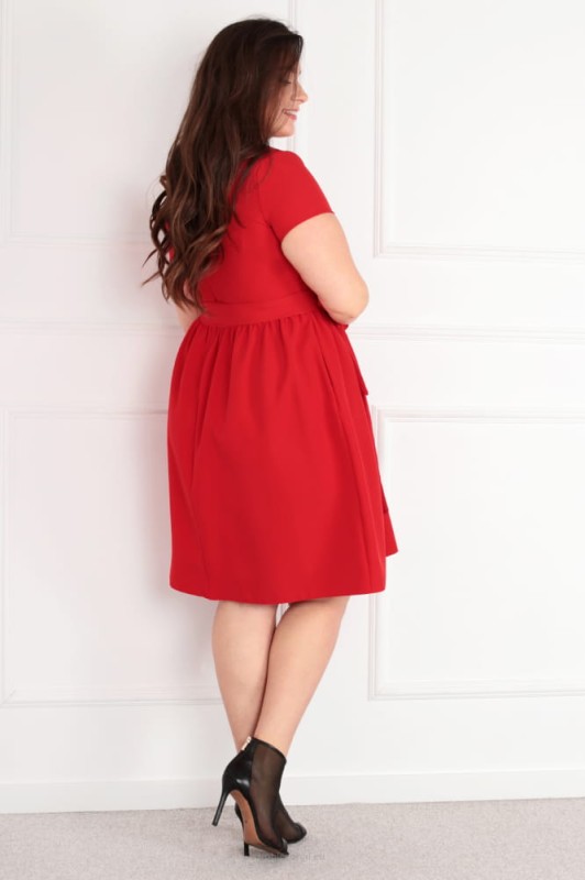 COCO -  Sukienka plus size wiązana w talii ( r. 44-52)  
