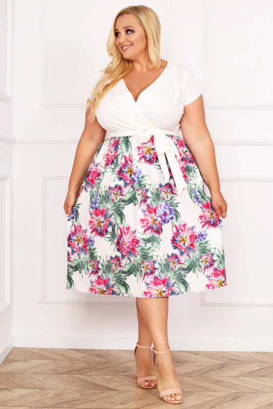 Sukienka plus size WERA różowe kwiaty( r. 44-52) 