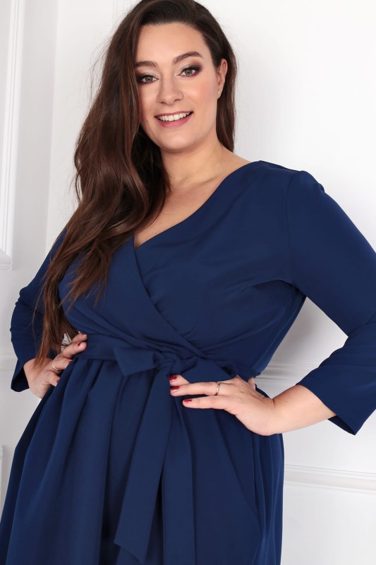 ANA - Sukienka plus size wiązana w talii ( r.44-52) 