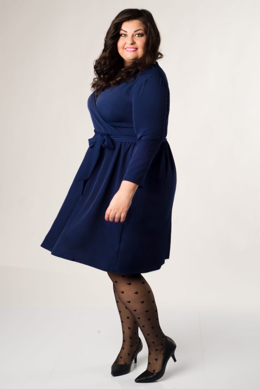 ANA - Sukienka plus size wiązana w talii ( r.44-52) 
