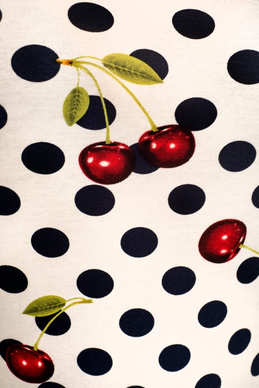 LATO Sukienka plus size w wisienki (L. r 48-56)