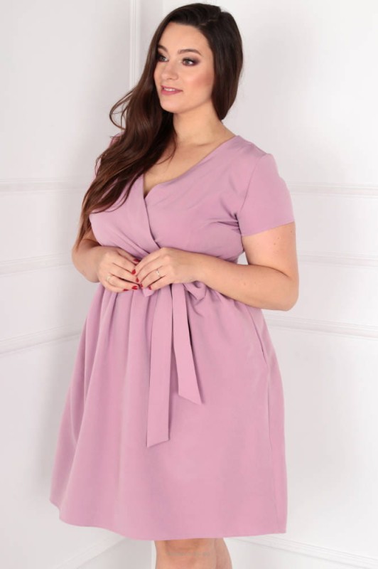 Sukienka plus size wiązana w talii  COCO ( L.r 44-52)  