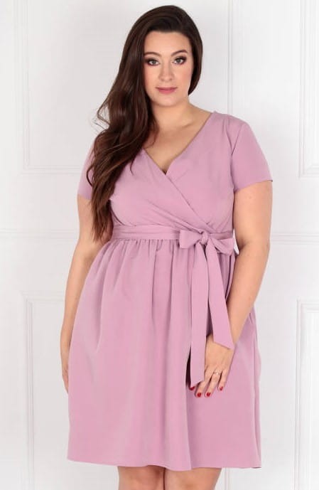 Sukienka plus size wiązana w talii  COCO ( L.r 44-52)  