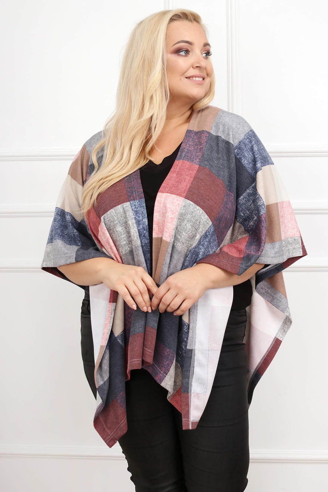 Ponczo plus size - KRATKA