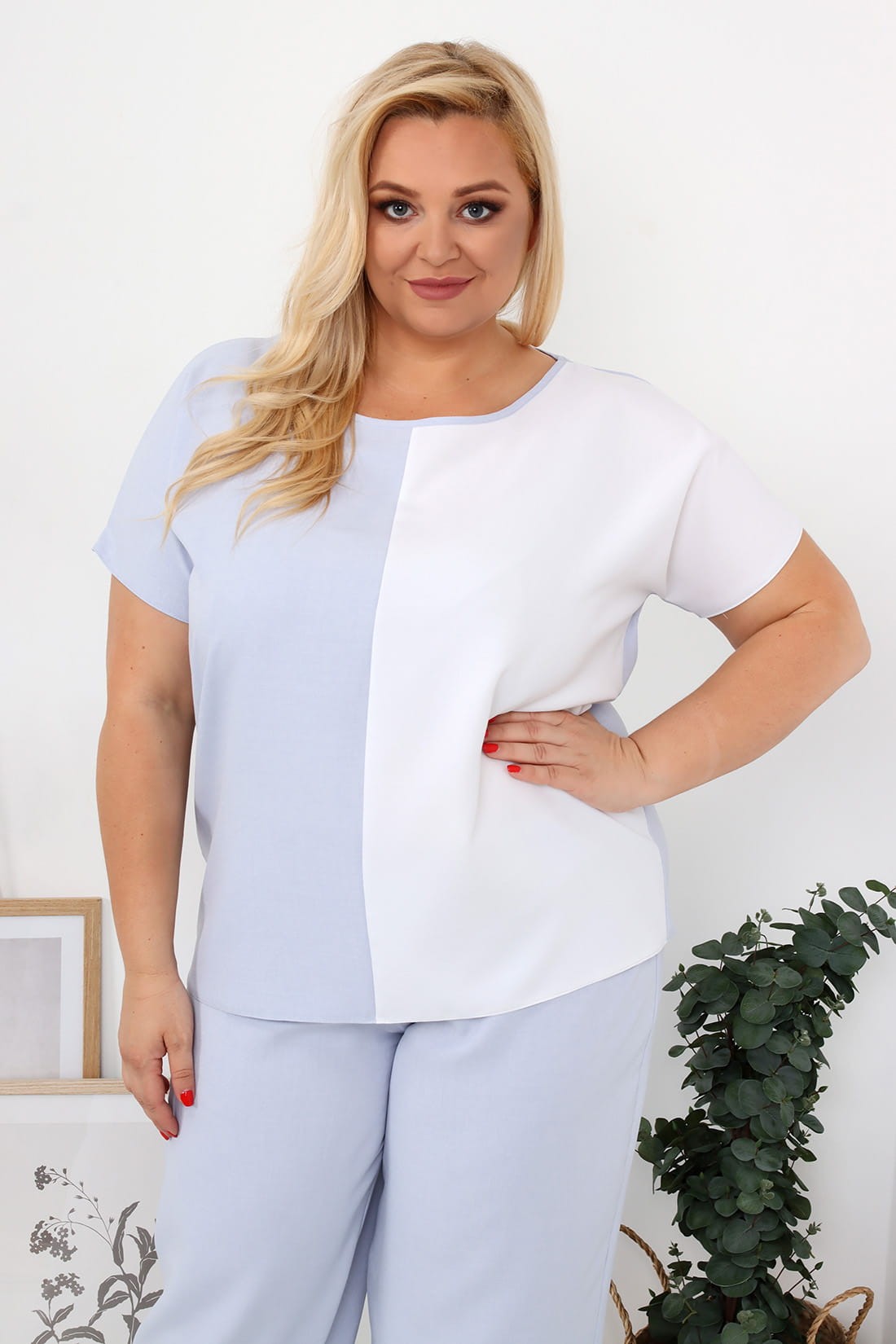 LNIANA bluzka plus size LENI  - błękitny  - biały  (L.r 44-52)  