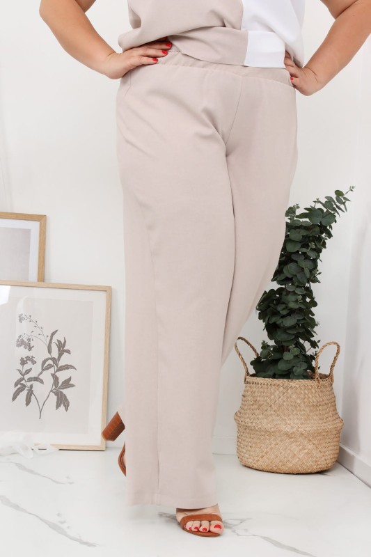LNIANY KOMPLET PLUS SIZE Spodnie  plus size + bluzka plus size LENI  (L.r 44-52) 