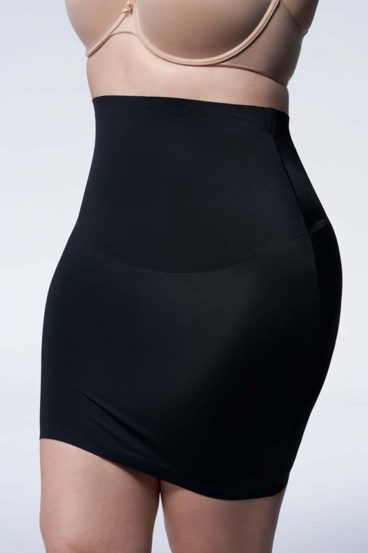 Wyszczuplająca półhalka plus size 220 Czarna