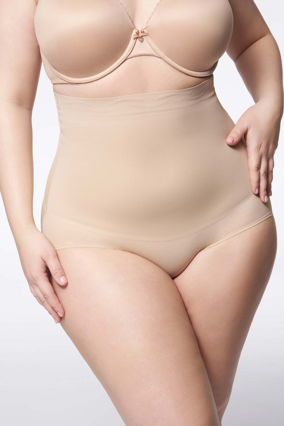 Majtki wyszczuplające plus size (wysoka talia) 241 Naturalne