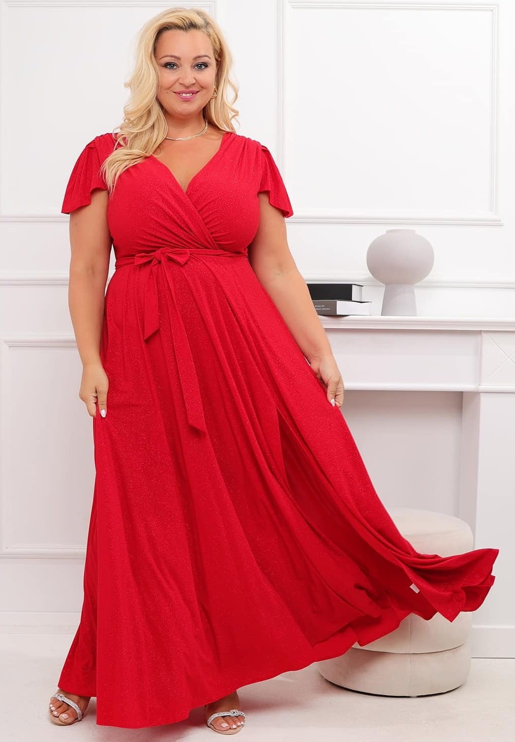 Brokatowa sukienka maxi plus size Bele Exline - rękaw motylek ( r.46-54) 