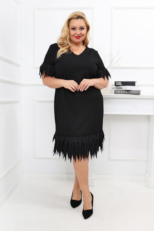 Czarna sukienka plus size WILMA mod 1 ( r. 48-56) 