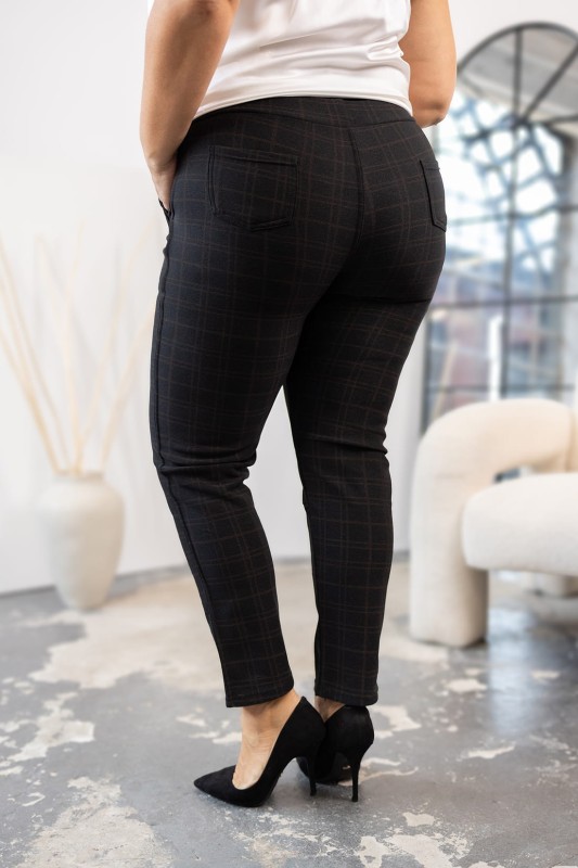 Spodnie plus size w krateczkę mod 2 BRĄZ ( r. 44-54)