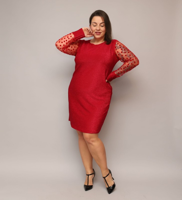 Lekko nabłyszczana sukienka plus size rękawki w kropki  mod. 688 ( r. 42-48)  