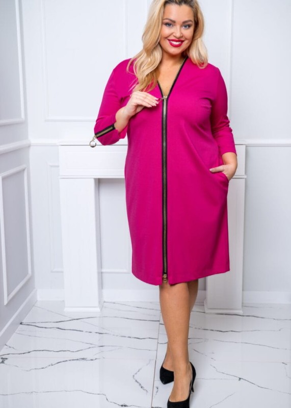 Sukienka plus size z zameczkami SALMA  ( r. 48-56) 