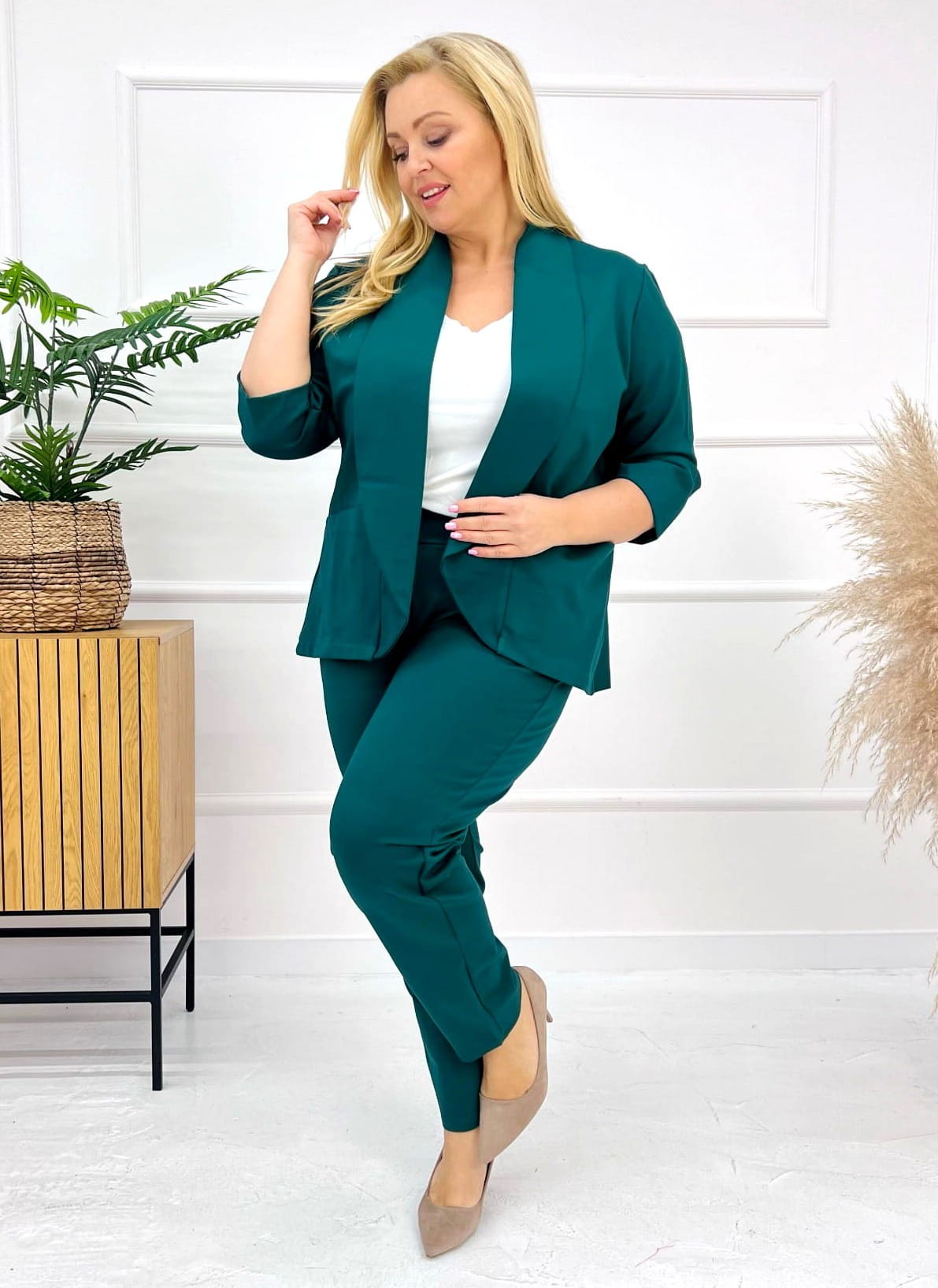 Garnitur plus size Midi ( r.  48-56)  