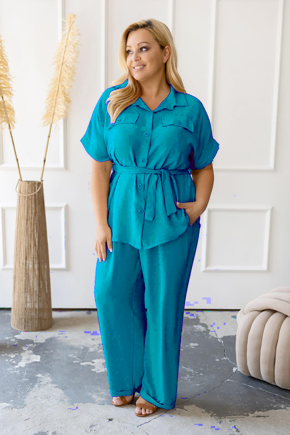 Komplet plus size - spodnie plus bluzka z  guzikami  ( r. 48-54)  