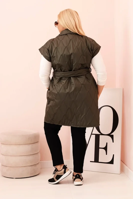 Kamizelka damska Plus Size pikowana z paskiem i kołnierzem – khaki