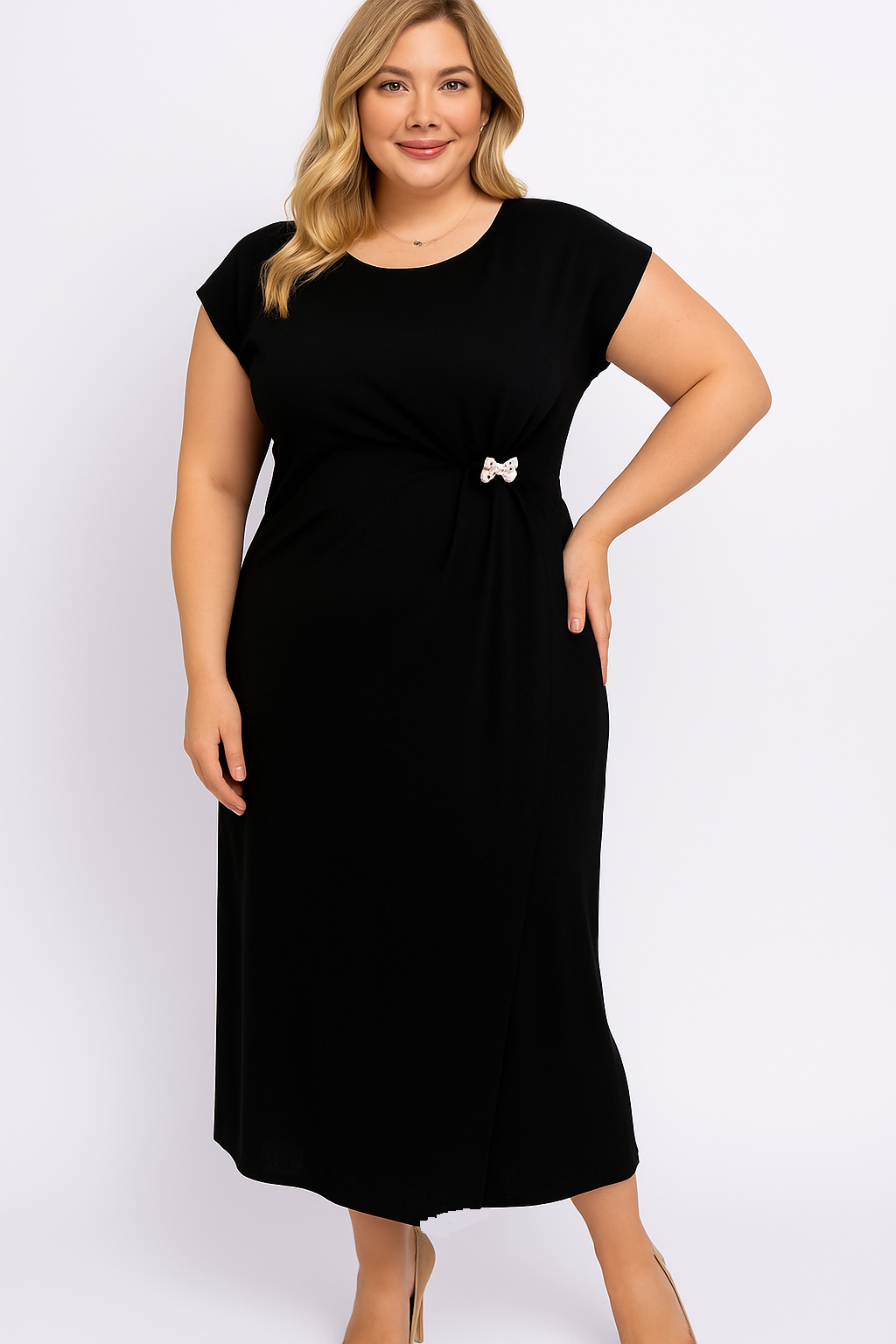 Sukienka plus size z ozdobą ( r. 48-50) 