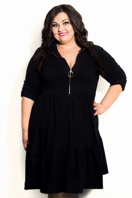 Sukienka plus size z rozpinanym dekoltem na zamek  i falbanką  ( r. 46-54 )  