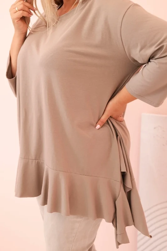 Bluzka plus size z  falbanką ( r. 48-56)  