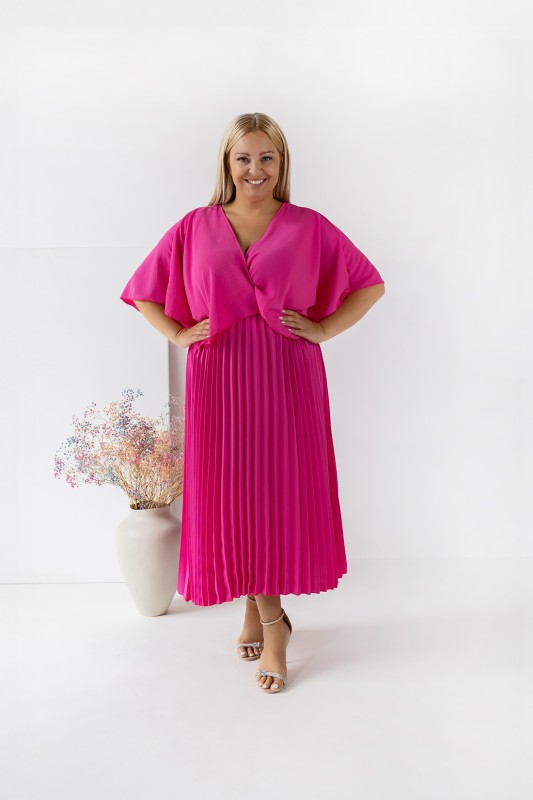 Sukienka plisowana plus size z kopertowym dekoltem ( r. 48-56)