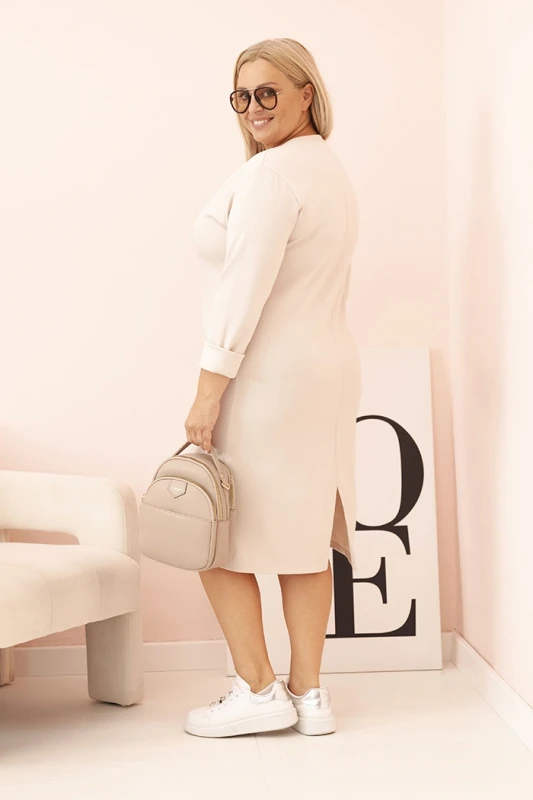 Sukienka damska Plus Size masełkowa z dekoltem V i rękawem 3/4 