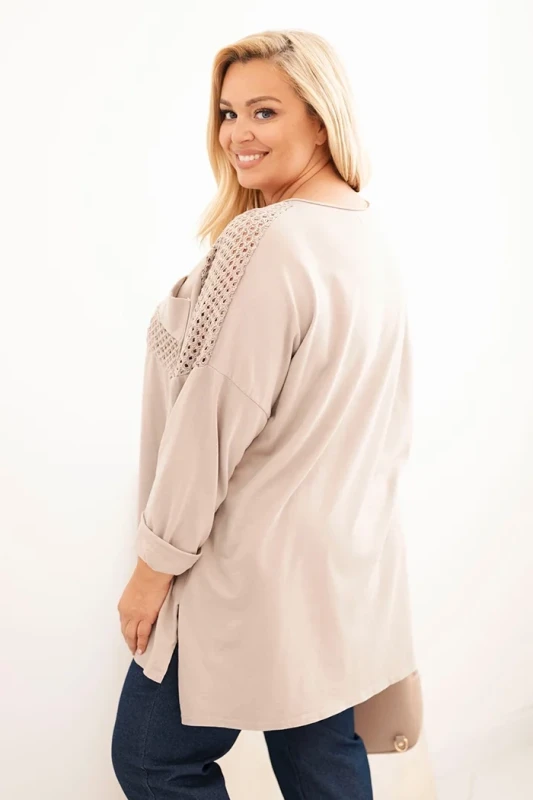 Bluza damska plus size oversize z koronkową kieszonką ( r. 50-56) 