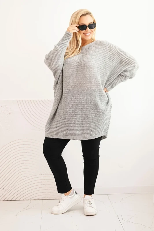 Sweter damski Plus Size z moherem – ponczo ( r. 48-56)