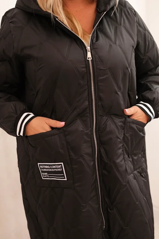 Kurtka damska Plus Size pikowana z kapturem i sportowymi mankietami  ( r. 46-52)   