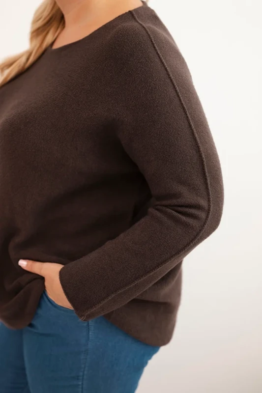 Sweter damski plus size z dekoltem łódką ( r. 44-48)   