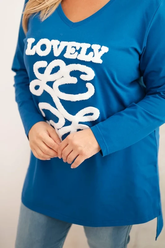 Bluzka damska Plus Size z aplikacją 3D „LOVELY” 