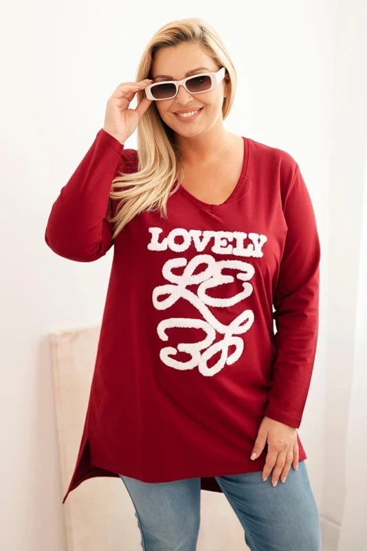 Bluzka damska Plus Size z aplikacją 3D „LOVELY”  