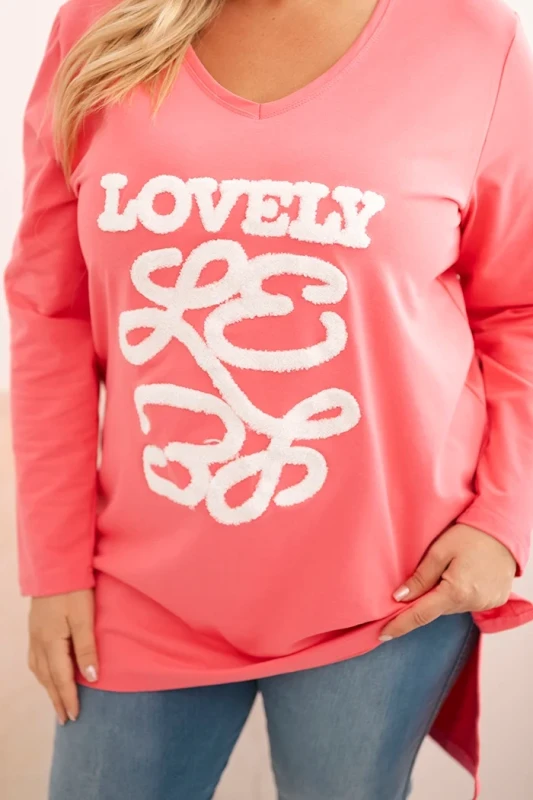 Bluzka damska Plus Size z aplikacją 3D „LOVELY”   