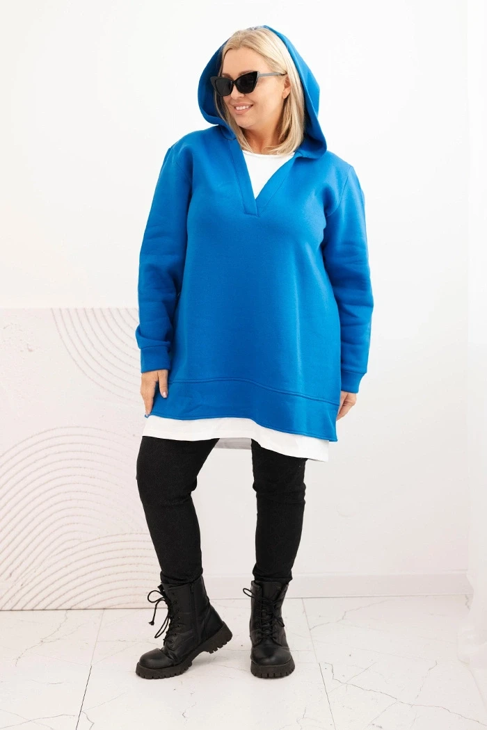 Bluza damska oversize z kapturem i dekoltem w serek 