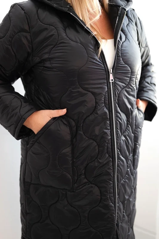 Kurtka pikowana przejściowa  Plus Size z kapturem (r.44-48)