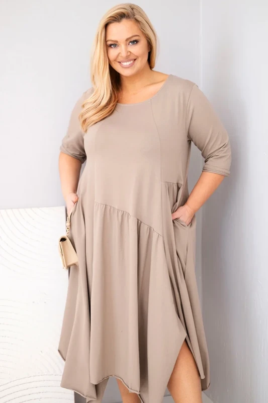 Sukienka damska Plus Size „Verona” z asymetrycznym dołem – fason oversize (r.44-50)  