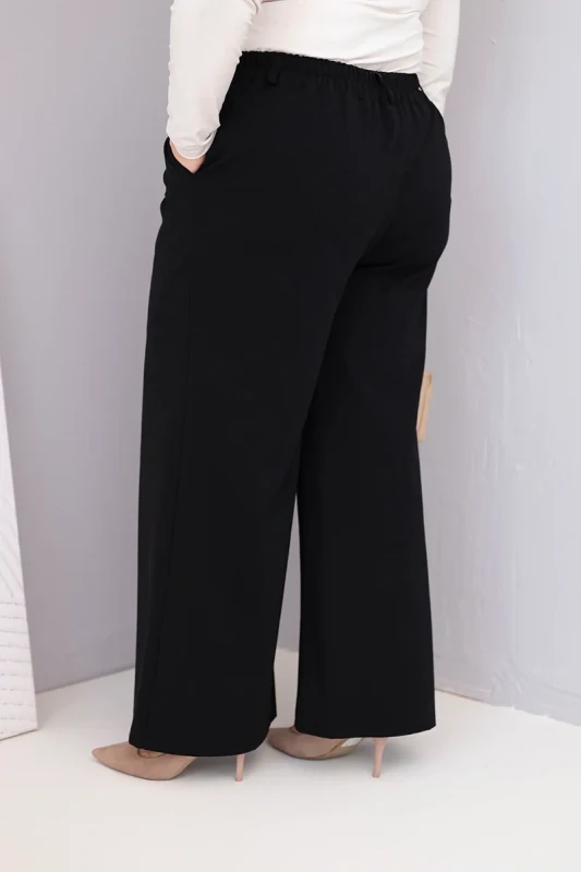 Spodnie  Plus Size „Siena” z szeroką nogawką i wysokim stanem (r.44-48)   