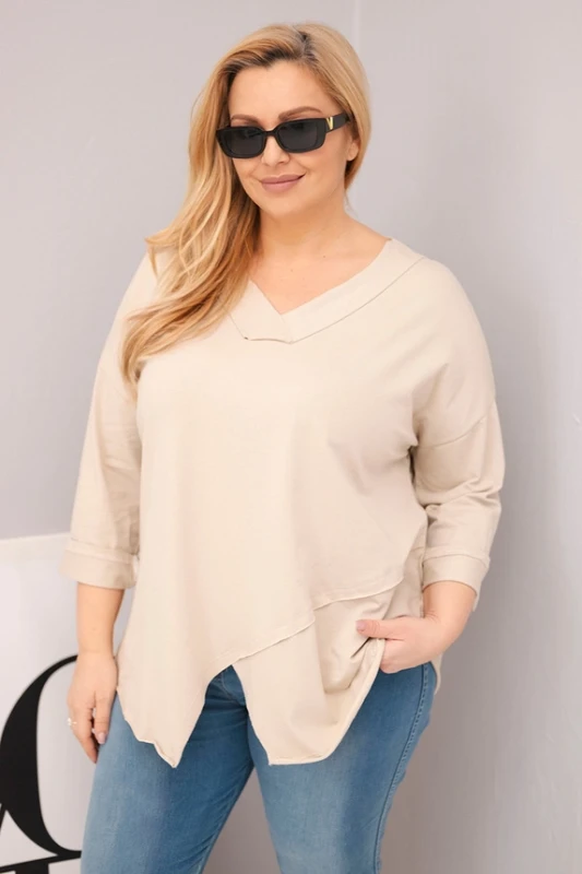 Bluzka Plus Size bawełniana z głębokim dekoltem V i asymetrycznym dołem ( r. 46-50)  