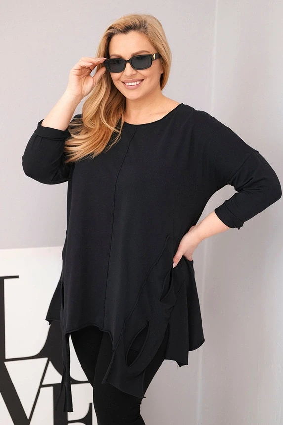 Bluzka Plus Size bawełniana  asymetrycznym dołem i wycięciami  ( r. 46-50 )