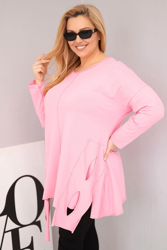 Bluzka Plus Size bawełniana  asymetrycznym dołem i wycięciami  ( r. 46-50 )  