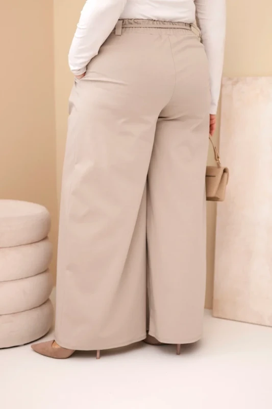 Spodnie damskie Plus Size z szeroką nogawką i ozdobnym kwiatem w talii ( r. 44-48) 
