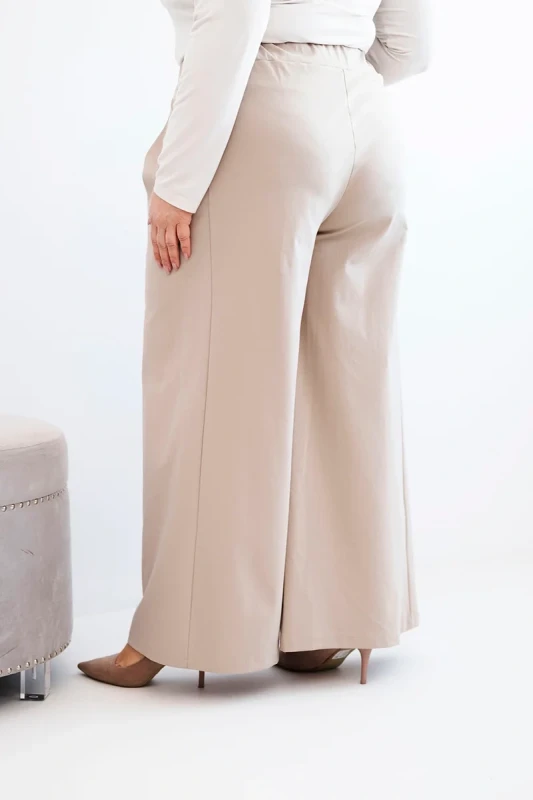 Spodnie damskie Plus Size z szerokimi nogawkami i plisowaniem ( r. 44-48)