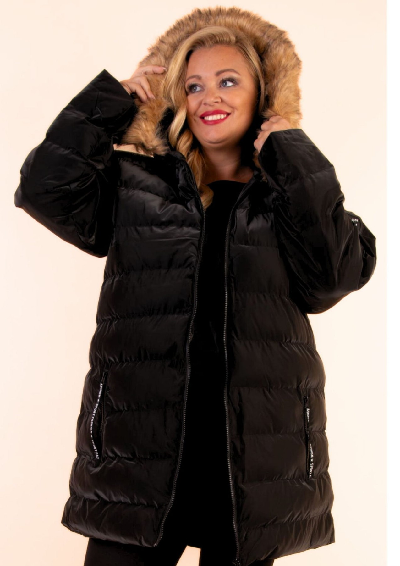 Zimowa  kurtka plus size pikowana z kapturem i futerkiem   - WYSYŁKA 24H -PROMOCJA 