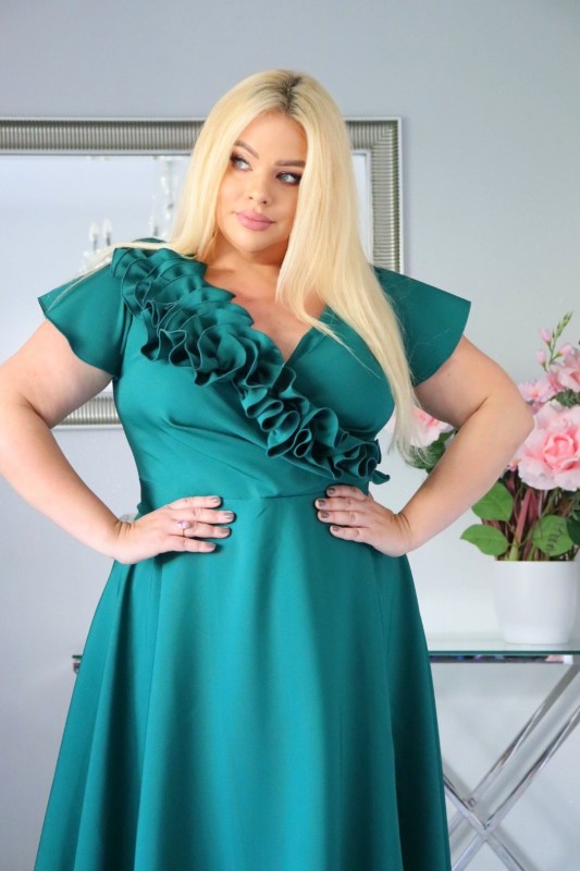 Sukienka z kwiecistą falbaną KOD S1019 (r. 48-60)  