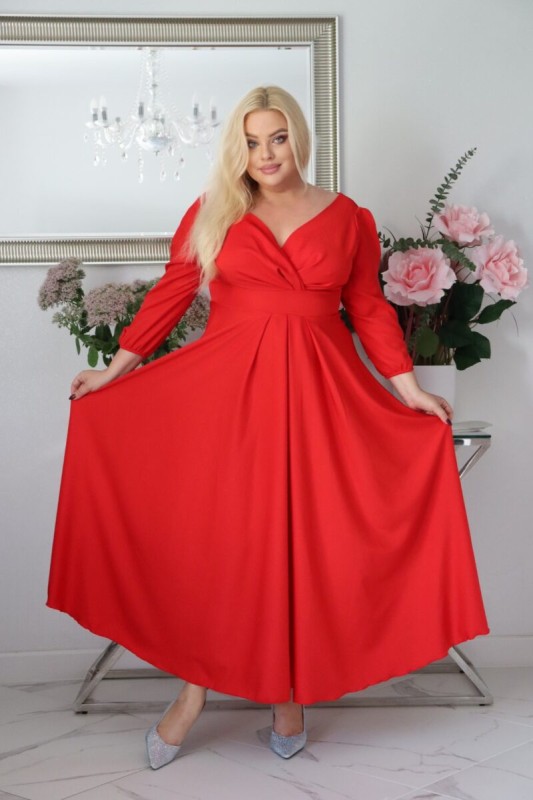 Sukienka maxi z różami na rękawach KOD S1012 (r. 48-56)    