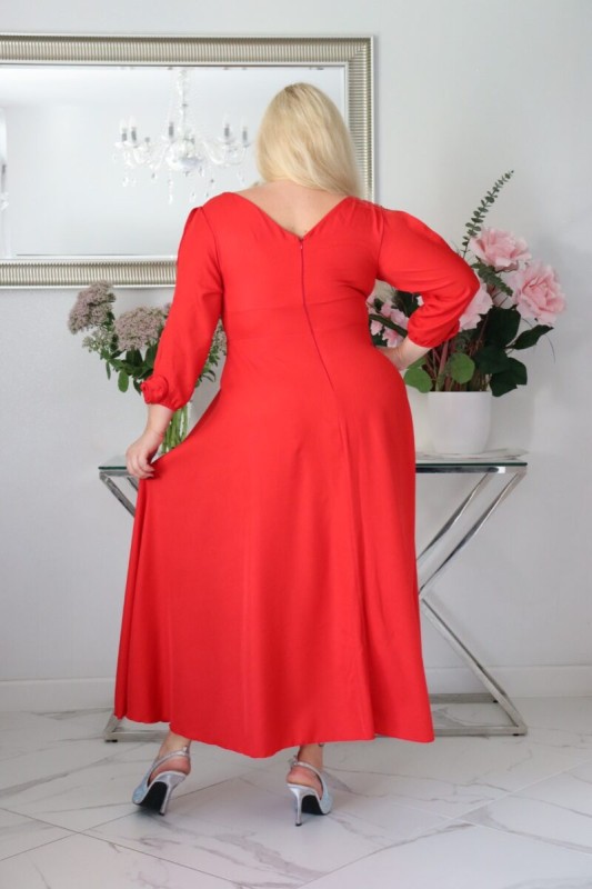 Sukienka maxi z różami na rękawach KOD S1012 (r. 48-56)    