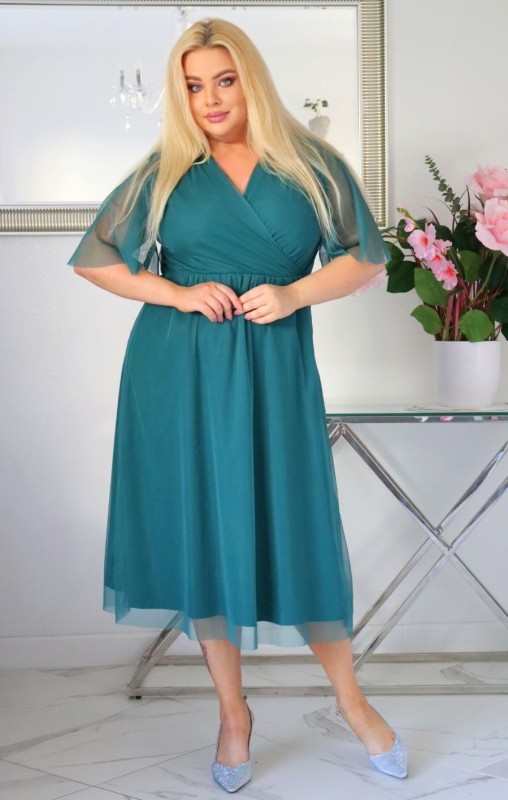 Sukienka z elastyczną talią i tiulowym wykończeniem KOD S1020  ( r. 48-54) 