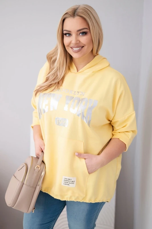 Bluza Plus Size wiskozowa z kapturem i kieszenią kangurką (r.50-56)      