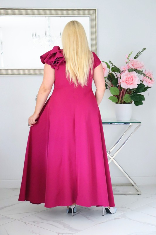 Sukienka plus size glamour z kwiecistą falbaną – S1017 ( r. 48-60)