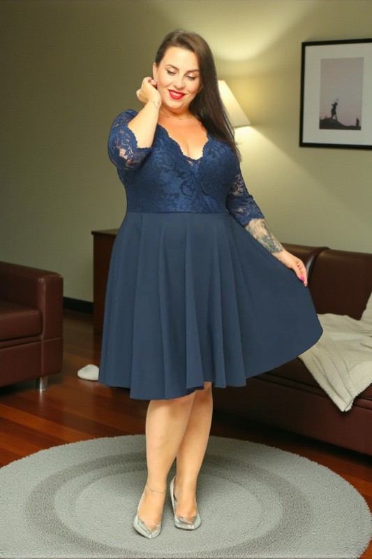 Sukienka rozkloszowana plus size z koronką  S1096  ( r 48-60)  
