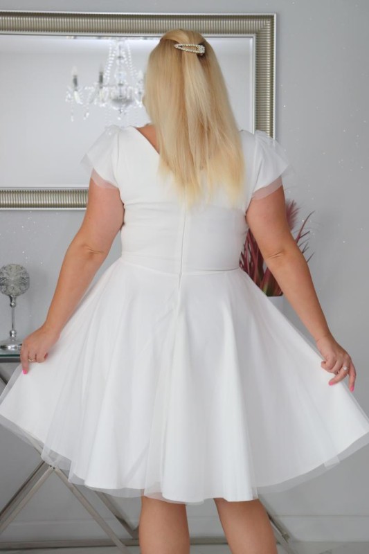 Sukienka plus size z tiulowym dołem. KOD S1090 (r. 48-54) 